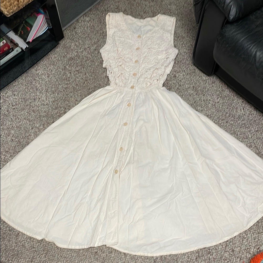 Vintage 70s Lace Top Button Front Ultra Full Skirt Cream Sleeveless Dress
